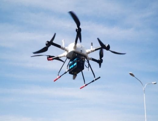 Tahan Angin Multi Rotor UAV Long150 10km Kontrol Radius remote control Dengung